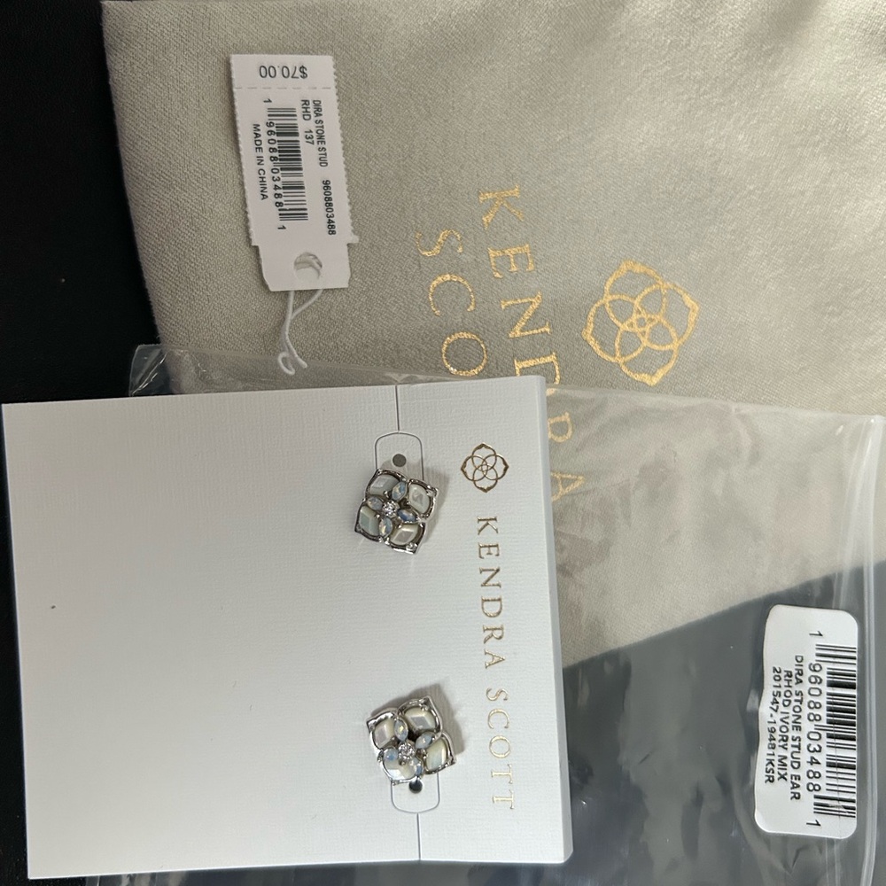 Kendra Scott Dira Stone Silver Stud Earrings in ivory mix. - Picture 3 of 3